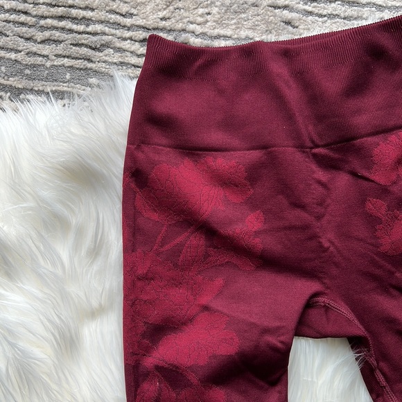 Fabletics two piece set. Size small top and bottom. Like new! - Picture 6 of 6